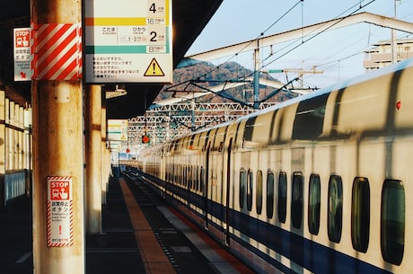 信浓号(日本新型高速列车“信浓号”将于明年启用)