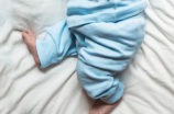 新生儿黄疸高怎么降下来？如何预防？